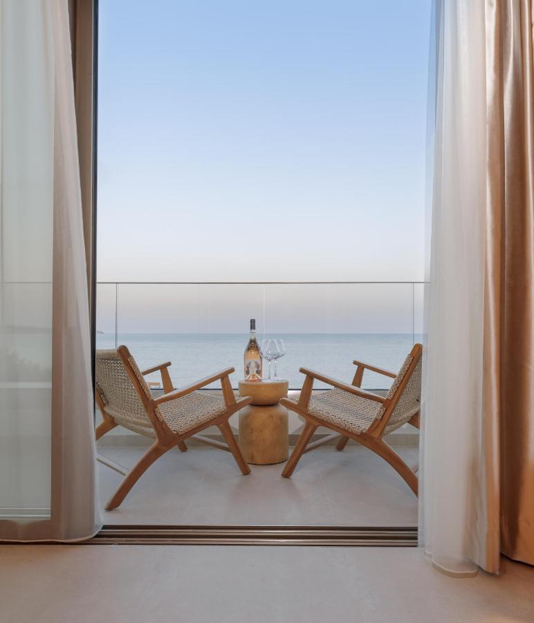 Kales Sea View Suites Ierapetra  Exterior photo